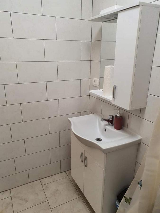 Aldi 1 Appartement Pula Buitenkant foto